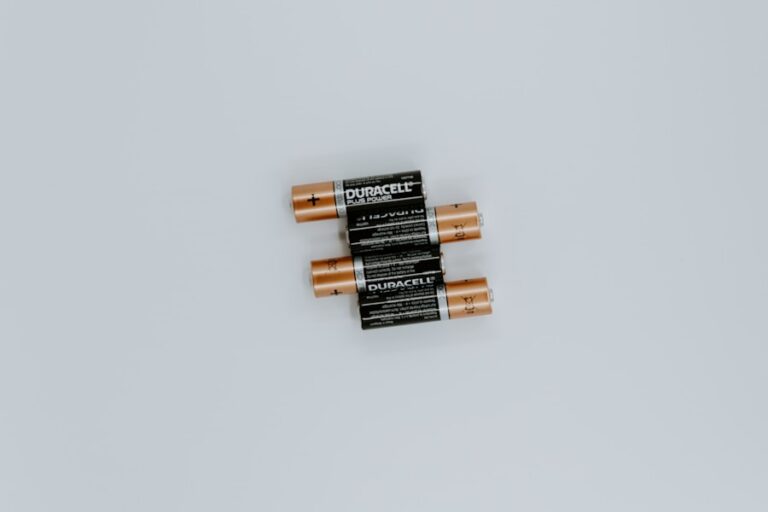 Photo solid state battery
